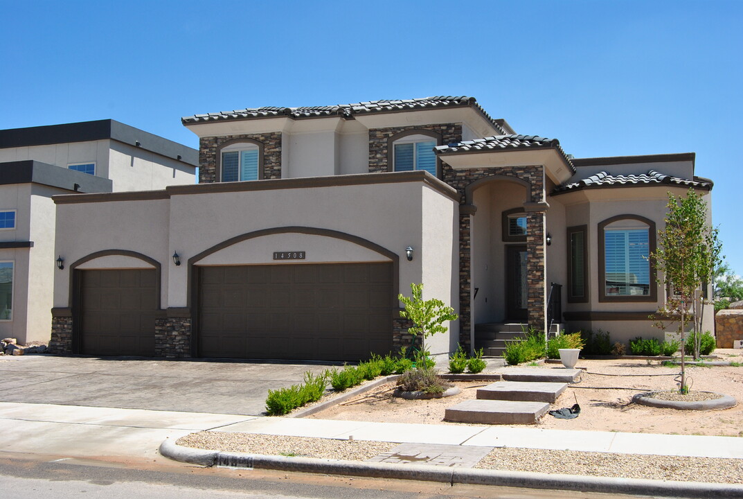 14508 Ciambriello Ave in El Paso, TX - Foto de edificio