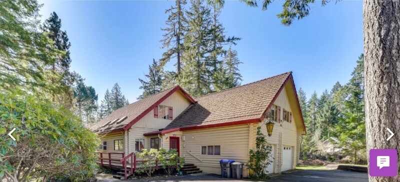 770 E Country Club Drive East in Union, WA - Building Photo