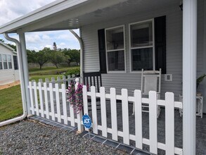 5626 Swan Lake Dr in Port Orange, FL - Building Photo - Building Photo