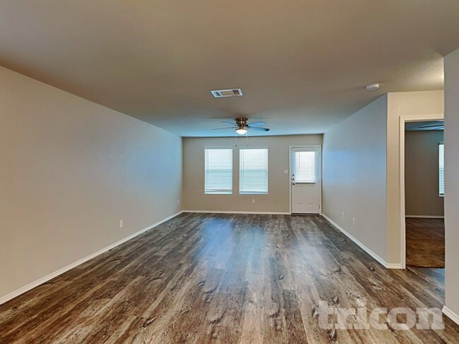 8522 Amistad Cove in Converse, TX - Building Photo - Building Photo