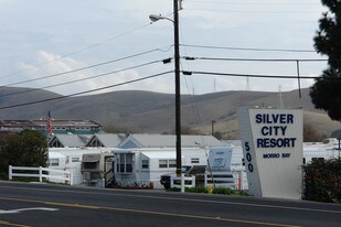 Silver City Resort MHP in Morro Bay, CA - Building Photo
