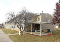 Golden Apartments in Ashland, NE - Foto de edificio - Building Photo