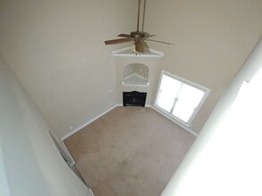 2000 Rossburg Pl in Calera, AL - Building Photo - Building Photo