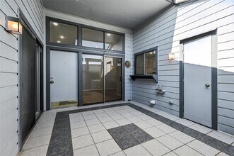 606 Bellaire Dr in Hurst, TX - Building Photo - Building Photo