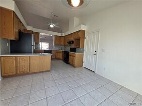 3477 Sunlamp Dr in Bullhead City, AZ - Building Photo - Building Photo