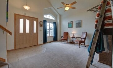 6151 Oakwood Blvd in Colorado Springs, CO - Foto de edificio - Building Photo