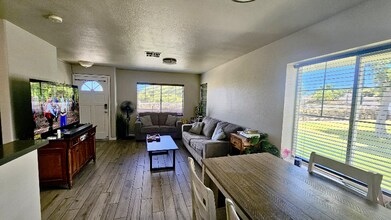 91-1031-1031 Kaimalie St in Ewa Beach, HI - Building Photo - Building Photo