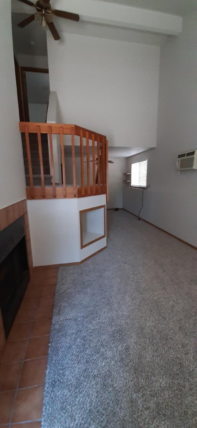 5208 Solar Ridge Dr in Colorado Springs, CO - Building Photo - Building Photo