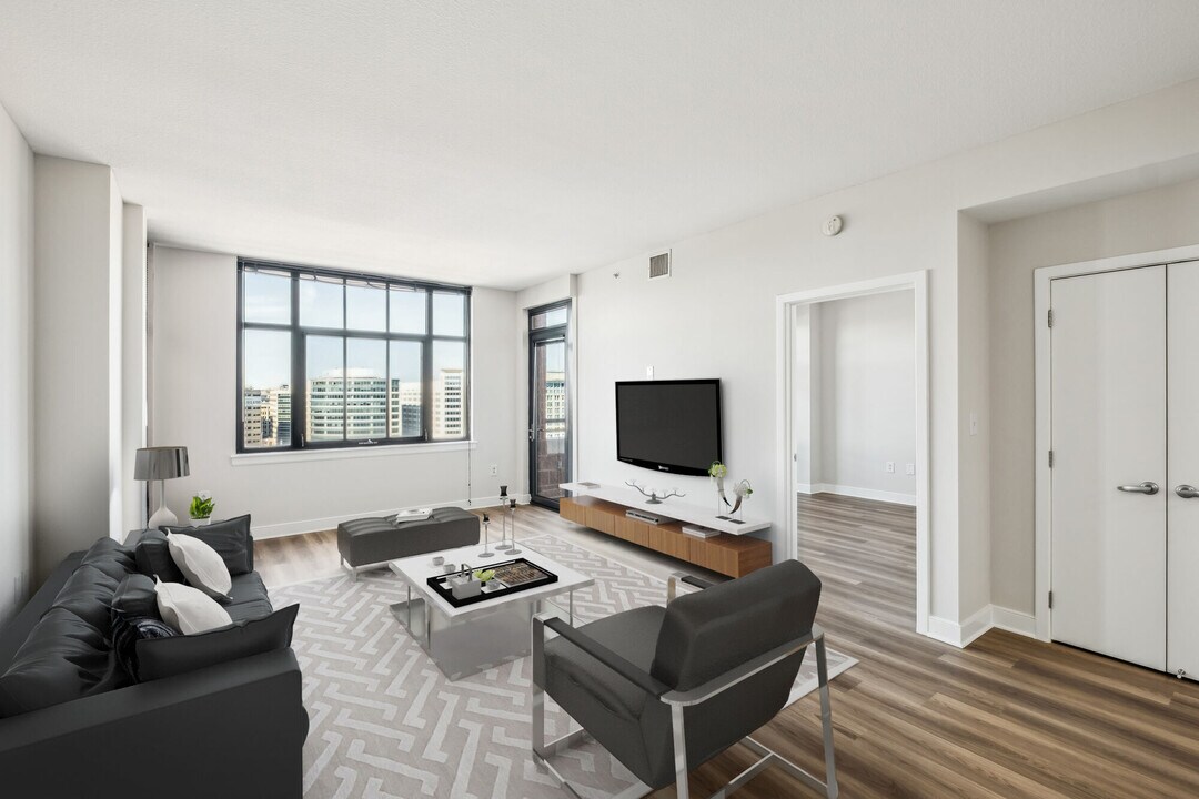 Senate Square in Washington, DC - Building Photo