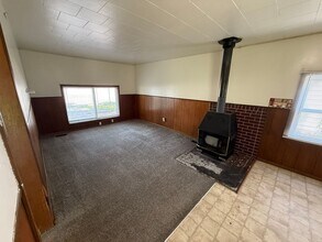 537 Sheridan Dr in Junction City, KS - Building Photo - Building Photo