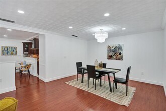 7360 SW 120th St in Pinecrest, FL - Building Photo - Building Photo