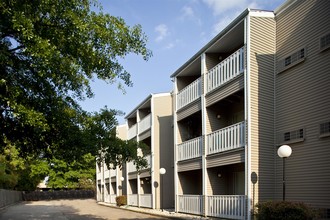 Almondtree in New Orleans, LA - Building Photo - Building Photo