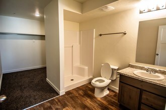 784 E 500 S in American Fork, UT - Foto de edificio - Building Photo