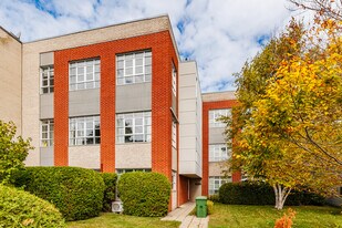 2195 Régent Av in Montréal, QC - Building Photo