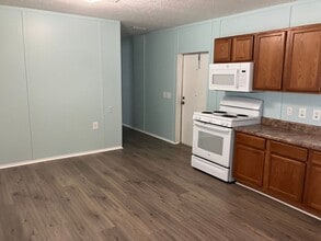1024 Alandale Pl SE in Bolivia, NC - Building Photo - Building Photo