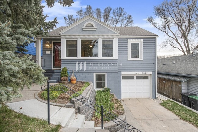 5820 Walnut St in Omaha, NE - Foto de edificio - Building Photo