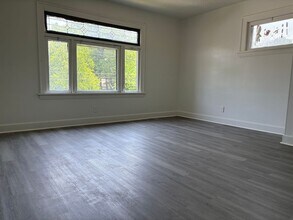 3164 W 48th St in Cleveland, OH - Building Photo - Building Photo