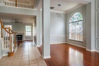 10020 Lachlan Dr in Austin, TX - Building Photo - Building Photo