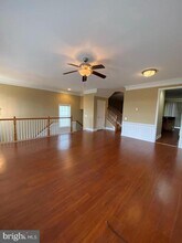 42832 Bittner Square in Ashburn, VA - Building Photo - Building Photo