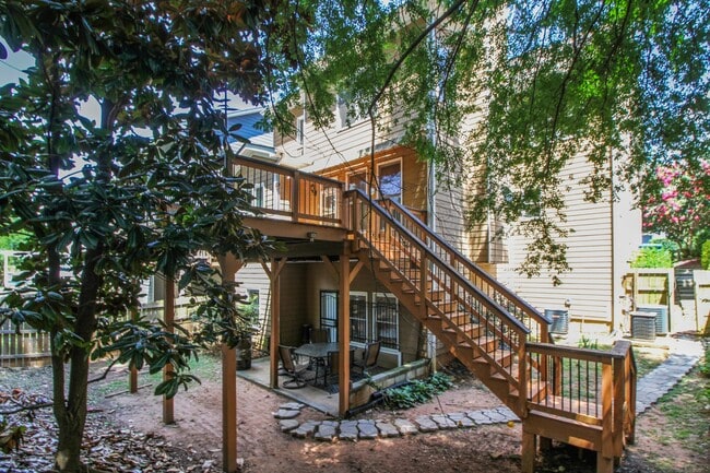 1395 Custer Way SE in Atlanta, GA - Building Photo - Building Photo