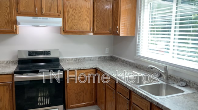 1621 Mingle Ave in Knoxville, TN - Building Photo - Building Photo