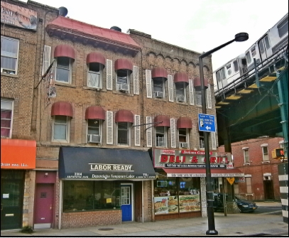 2304 Jackson Ave in Long Island City, NY - Building Photo