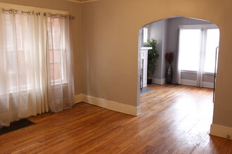 1215 Lawrence St in Detroit, MI - Building Photo - Building Photo