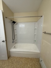 6025 Oran Ave in Kalamazoo, MI - Building Photo - Building Photo