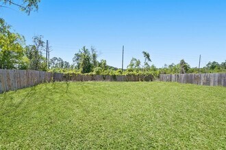 420 Woodlake Dr in Huffman, TX - Building Photo - Building Photo