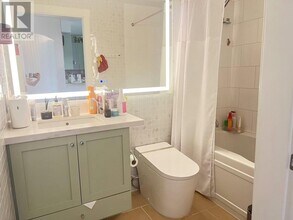 5788 Birney Ave in Vancouver, BC - Building Photo - Building Photo