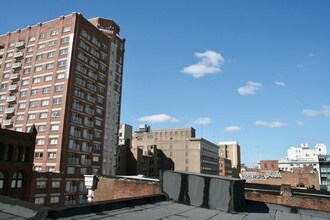 5 N Howard St in Baltimore, MD - Building Photo - Building Photo