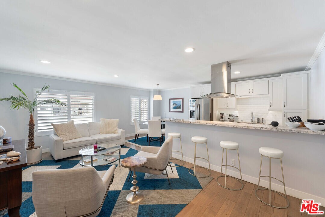933 11th St in Santa Monica, CA - Building Photo