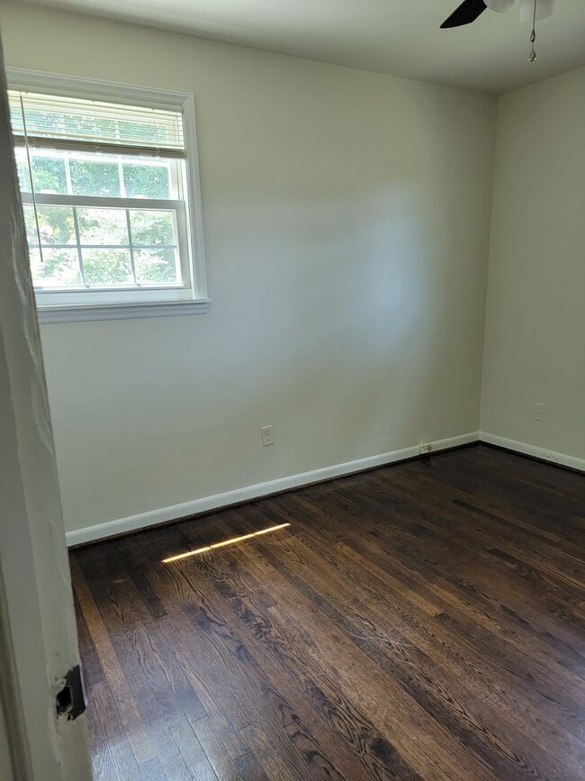 property at 229 W 38th St