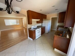 320 3rd Ave S in Pacheco, CA - Building Photo - Building Photo