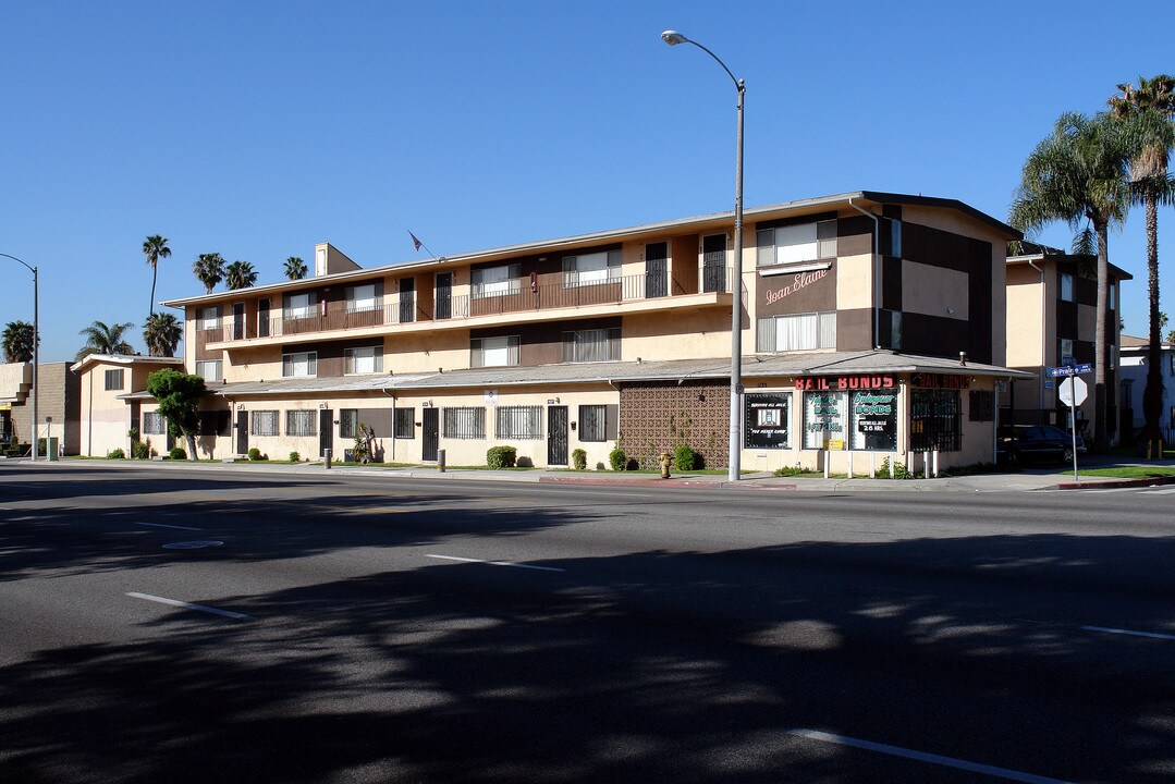 Joan Elaine Apartments in Inglewood, CA - Foto de edificio