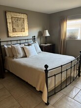 7430 E Chaparral Rd in Scottsdale, AZ - Building Photo - Building Photo