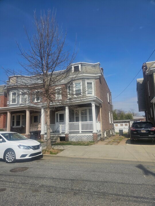 605 W 25th St in Wilmington, DE - Foto de edificio