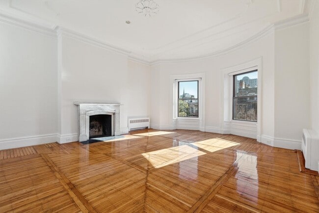 190 Beacon St, Unit 5