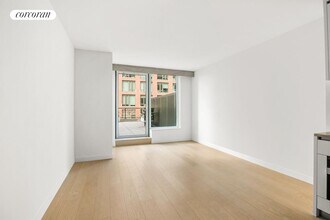 450 Washington St in New York, NY - Foto de edificio - Building Photo