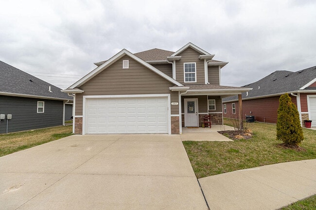 property at 2807 Amberwood court