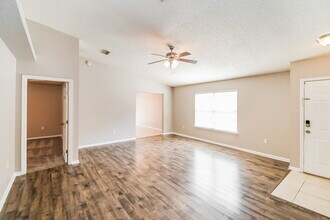 7774 Mordecai Ct in Jacksonville, FL - Building Photo - Building Photo