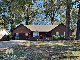 2010 Adney Gap Dr in Memphis, TN - Building Photo