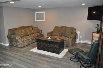 25 Lizzy Ln, Unit 2nd floor in Waymart, PA - Building Photo - Building Photo