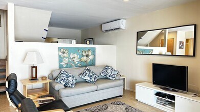 1827 S Pacific St in Oceanside, CA - Building Photo - Building Photo