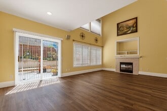 10009 Kika Ct in San Diego, CA - Building Photo - Building Photo