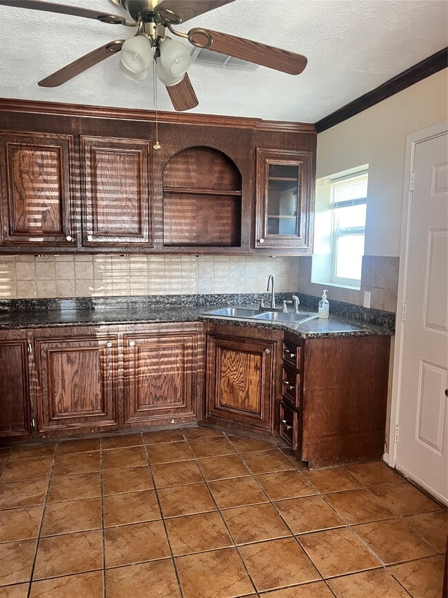 property at 5604 Chapman St