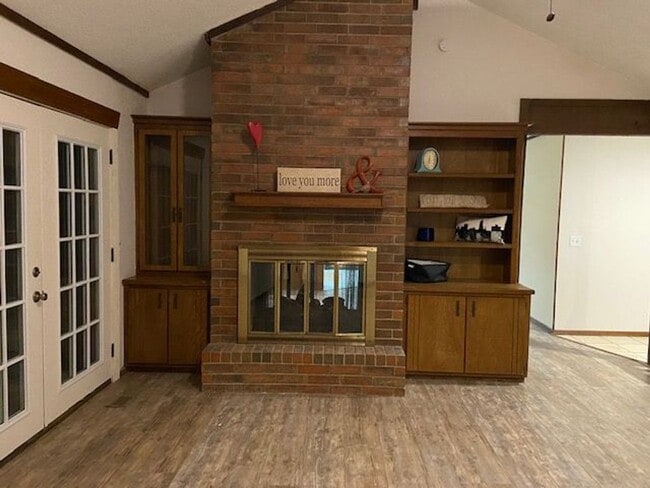 208 Wellington Ln in Moore, OK - Building Photo - Building Photo