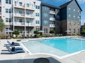 The Laurel at Flowery Branch in Flowery Branch, GA - Foto de edificio - Building Photo