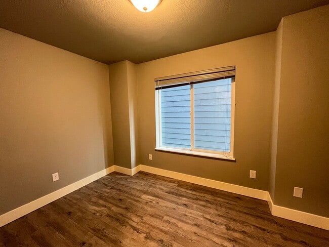 property at 13204 NE Glisan St