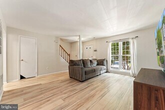 7656 Stana Ct in Lorton, VA - Building Photo - Building Photo
